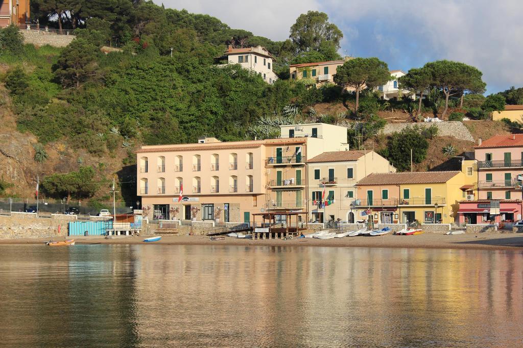 Hotel L'Approdo Porto Azzurro Eksteriør bilde